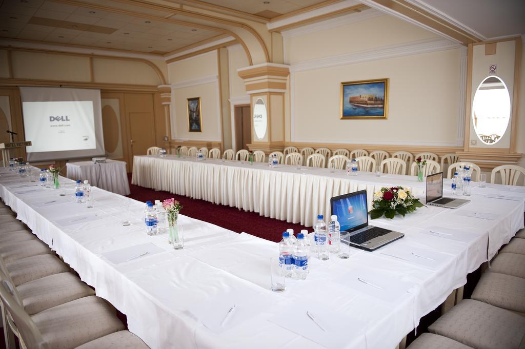 Hotel Victory Pristina Buitenkant foto
