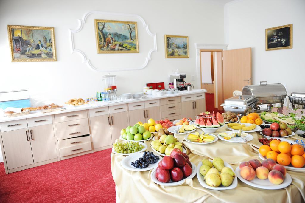 Hotel Victory Pristina Buitenkant foto