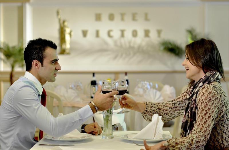 Hotel Victory Pristina Buitenkant foto